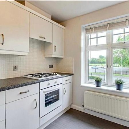 The Wickets - 2 Bedroom Apartment Overlooking Cricket Club Marton-in-Cleveland 外观 照片